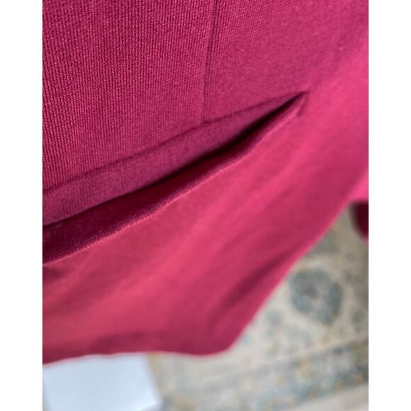 Simply Styled Berry Blazer Feminine Polished Business Professional Autumn Winter - Picture 7 of 8